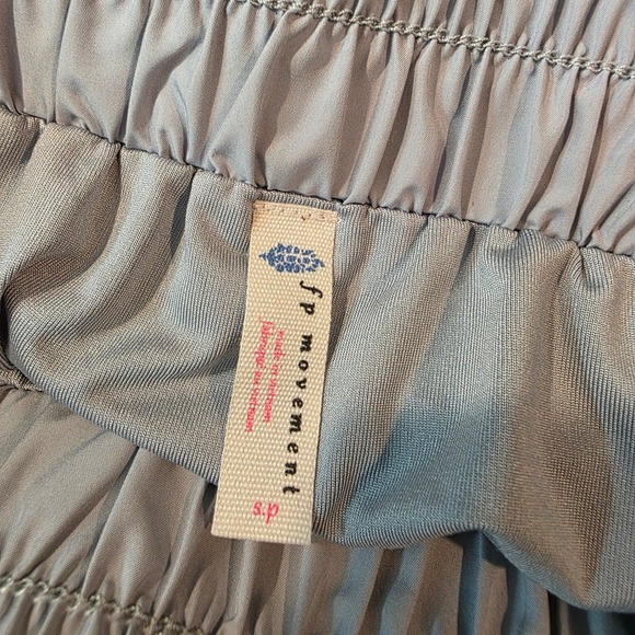 Free People Movement Get your Flirt On Shorts High Rise Pleated Pocket Grey Sm - Picture 8 of 14